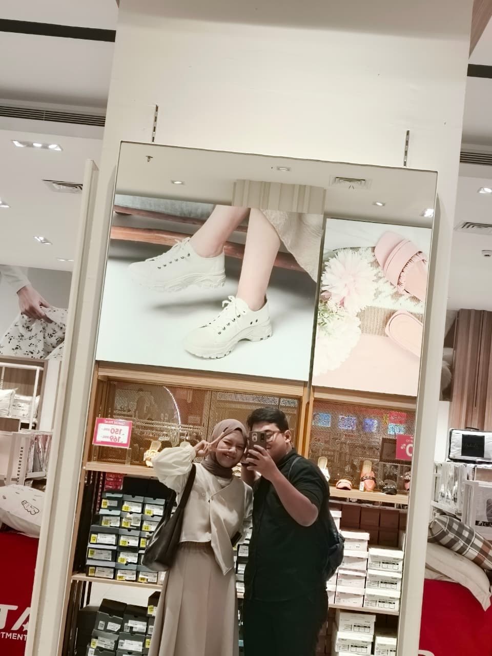 Foto kabar baik yang datang untuk Adek